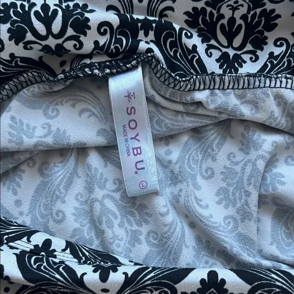 Soybu Black and White Damask Midi Skirt - Picture 2 of 7